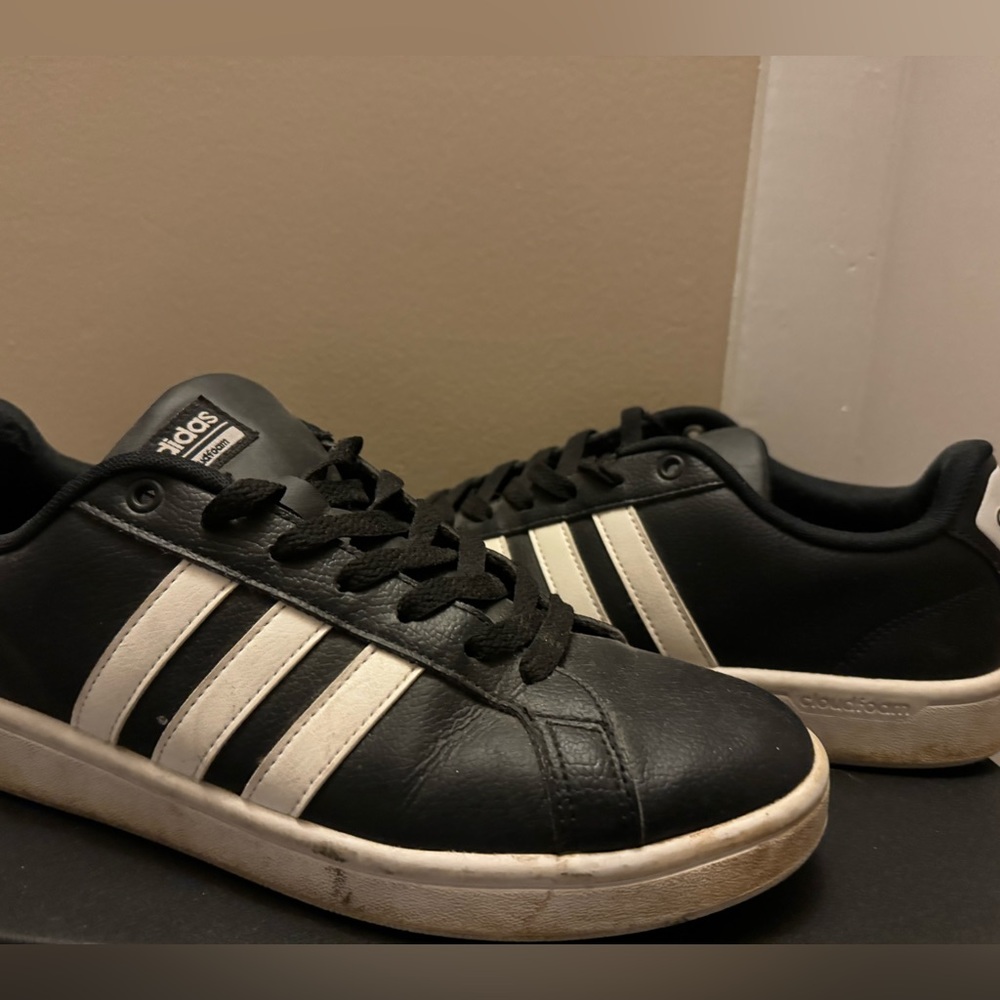 Adidas Cloudfoam Sneakers